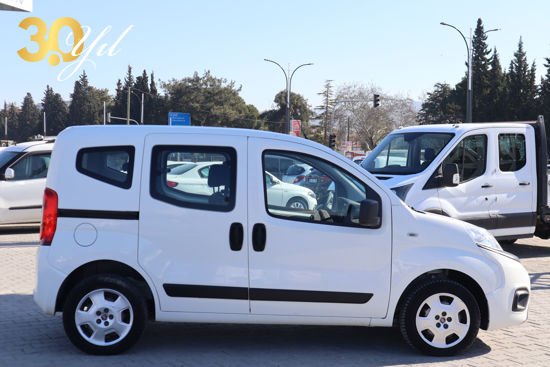 BÜYÜKSOYLU FİLO/2020 MODEL FİAT FİORİNO COMBİ 1.3 MULTİJET POP