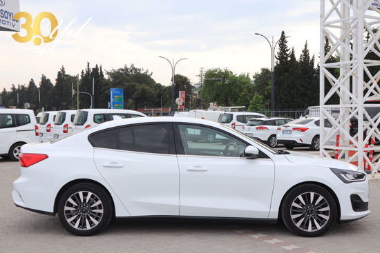 BÜYÜKSOYLU FİLO/2024 FORD FOCUS TITANIUM X DİZEL OTOMATİK