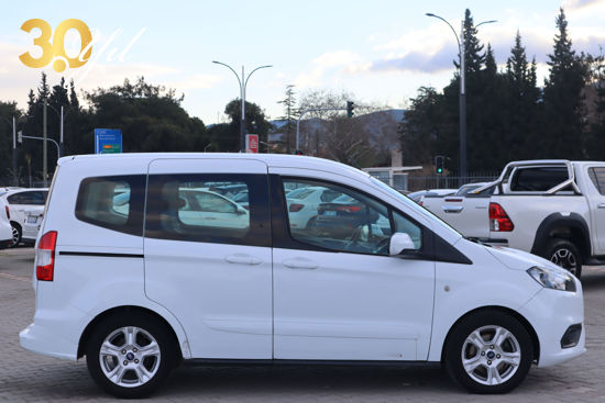 BÜYÜKSOYLU FİLO/2021 MODEL FORD TOURNEO COURİER 1.5 TDCİ DELUXE