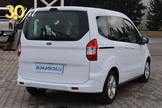 BÜYÜKSOYLU FİLO/2021 MODEL FORD TOURNEO COURİER 1.5 TDCİ DELUXE