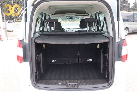 BÜYÜKSOYLU FİLO/2021 MODEL FORD TOURNEO COURİER 1.5 TDCİ DELUXE